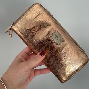 Michael Kors Signature Mirror Metallic Continental Wallet